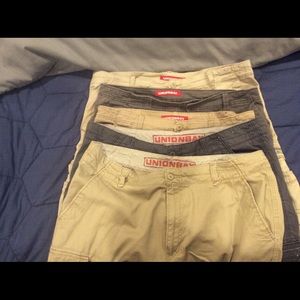 COPY - Unionbay men’s cargo shorts.  (42 waist)